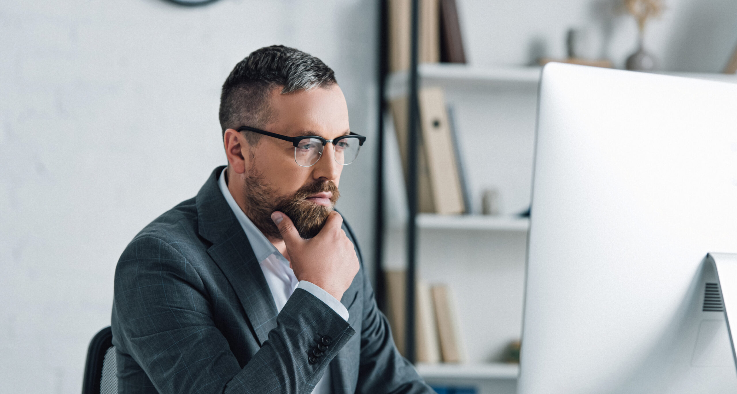 How to Survive in 2025: Trends and Tips for Nonprofits