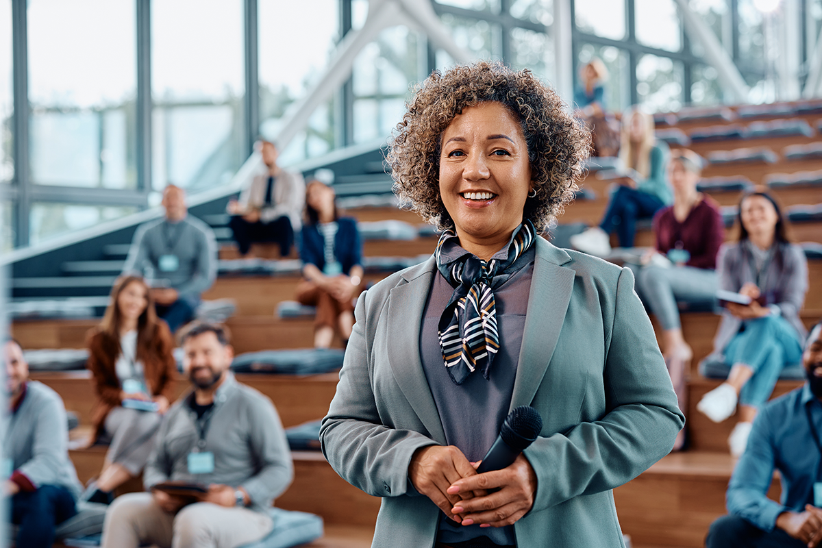 3 Advantages of Moving From the Corporate World to a Church Staff